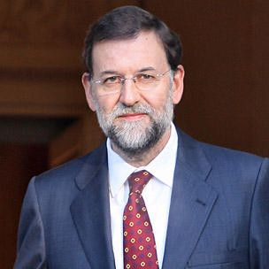Mariano Rajoy destituye al gobierno catalán y convoca elecciones