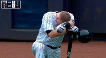 Niña golpeada por pelota paraliza el juego en el Yankee Stadium