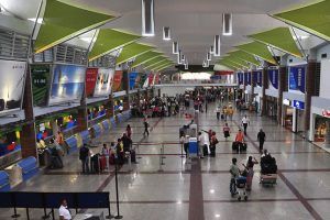 España extiende exigencia a viajeros de República Dominicana y otros 12 países de prueba PCR