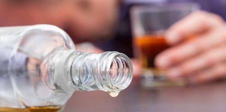 Seis muertos en Los Frailes por consumir alcohol adulterado