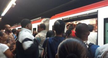 Usuarios del Metro de Santo Domingo pasan susto