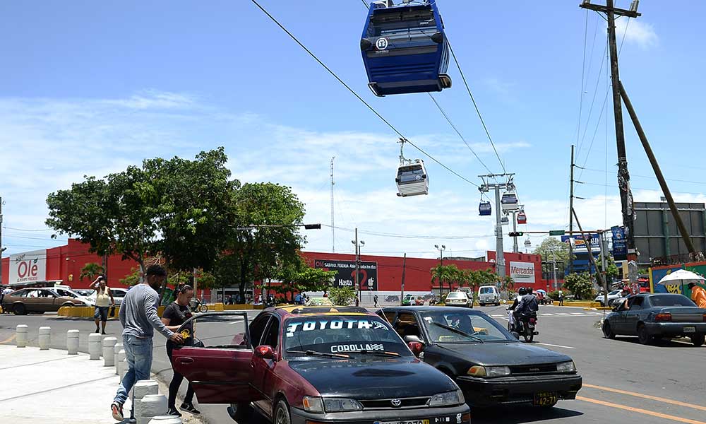 Suspenden un tramo del Teleférico de Santo Domingo