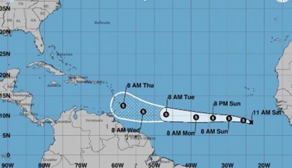 Vigilan tormenta tropical Kirk que se mueve en el atlántico hacia el Caribe