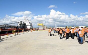 CDEEE recibe primer embarque de carbón mineral para Punta Catalina