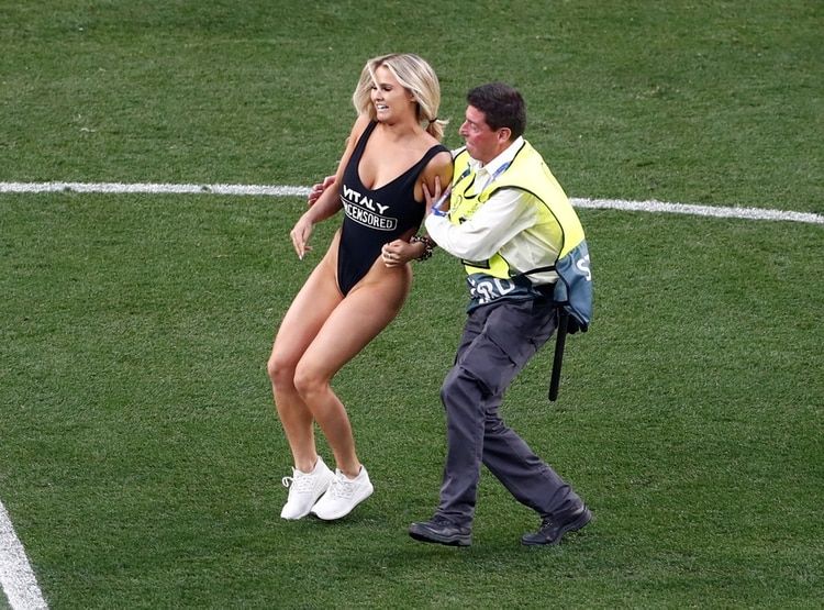 La mujer que invadió el campo de juego en la final de la Champions League ¿Quién es?