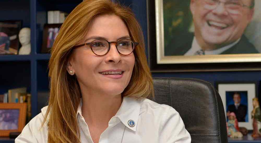 Carolina Mejía deposita plan de gobierno para la alcaldía del DN