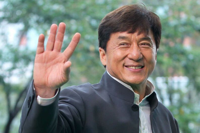 Jackie Chan promete 142.000 dólares a quien  encuentre antídoto contra el coronavirus