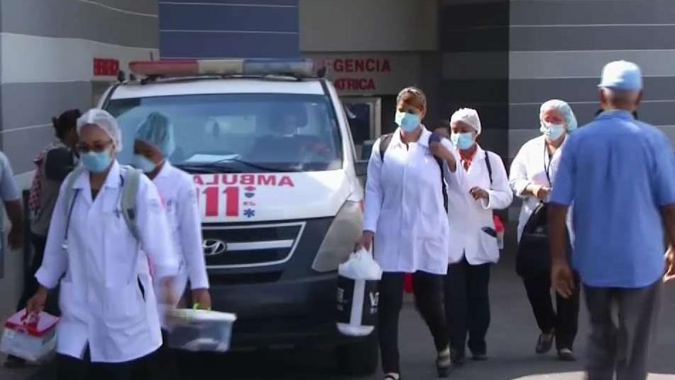 Mueren 11 personas por coronavirus y  897 contagiados este fin de semana en RD
