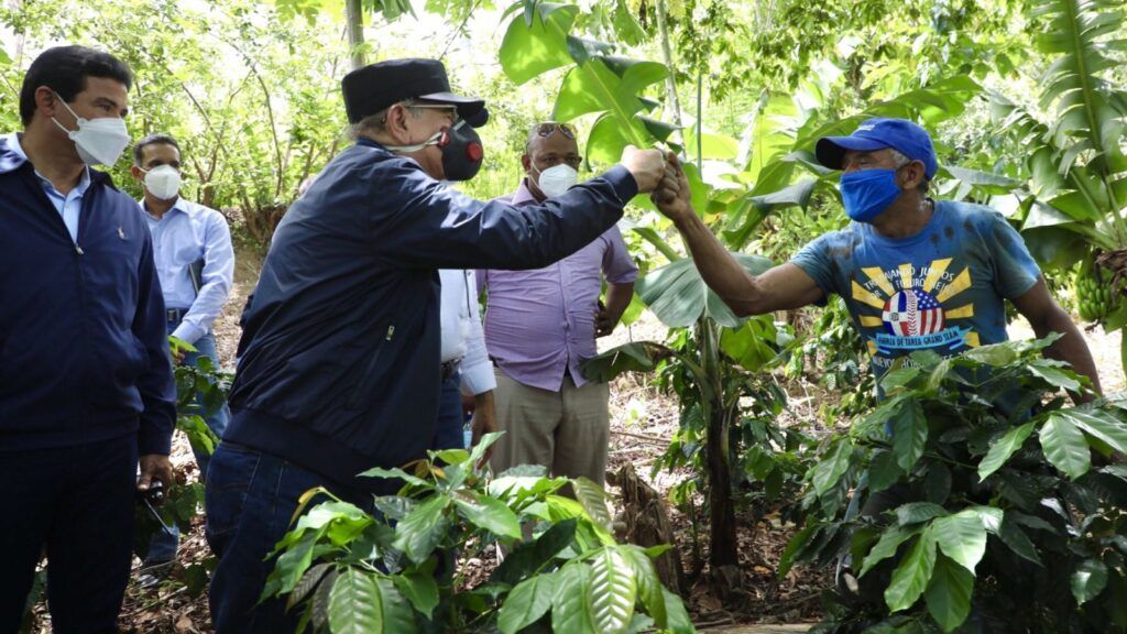 Presidente Danilo Medina supervisa avances Proyectos Desarrollo Agroforestal
