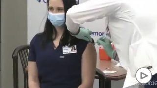 Enfermera se desmaya tras recibir la vacuna contra la COVID-19