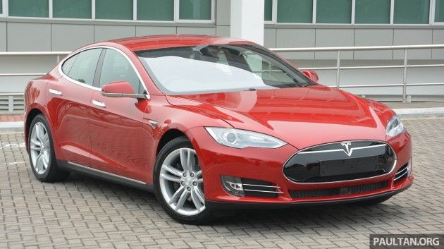 EE. UU. exige a Tesla retirar 158.000 vehículos por fallos en la pantalla táctil