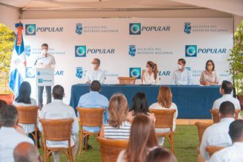 Alcaldía del Distrito Nacional y Banco Popular firman acuerdo para remozamiento del Parque Mirador Sur