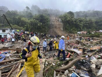 Derrumbe incomunica al suroeste de Colombia y afecta a más de 150 familias