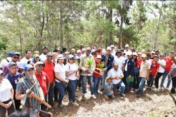 Ministerio de Trabajo participa en Plan Nacional de Reforestación