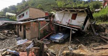 Seis muertos y varios desaparecidos por una avalancha en el centro de Colombia