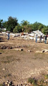 Tanque de agua destruye diez viviendas y deja tres personas heridas en SPM