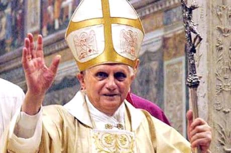 Benedicto XVI dice que la crisis que atraviesa Europa es de ética y de fe