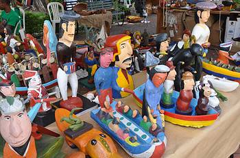 Cientos acuden a la Feria Nacional de Artesanía  2011