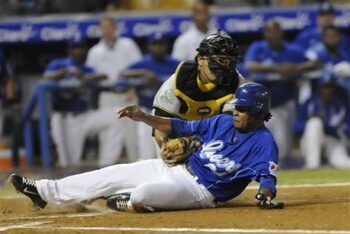 Águilas vencen a los Tigres 3 a 1