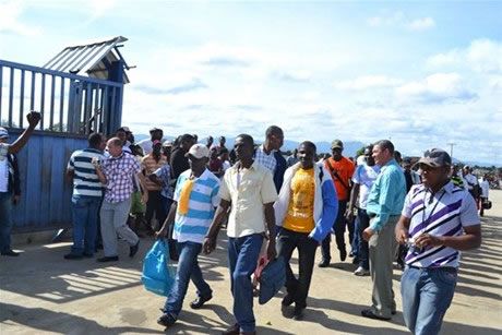 Migración recibe trabajadores haitianos con contrato de trabajo