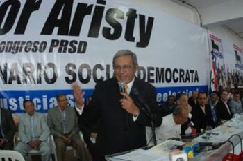 Hatuey De Camps dice trató de que Vargas e Hipólito llegaran un acuerdo