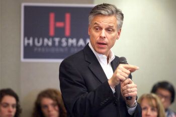 Candidatos republicanos suman apoyos de influyentes diarios y políticos