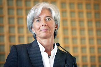 FMI destaca los importantes esfuerzos realizados por Grecia