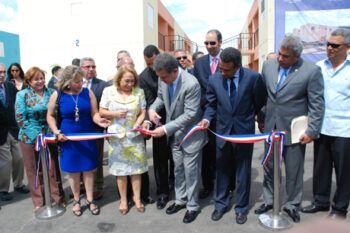 Fernández inaugura proyectos habitacionales en SJM y San José de Ocoa