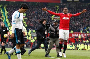 Liverpool y United, sin sanción tras el incidente de Suárez y Evra