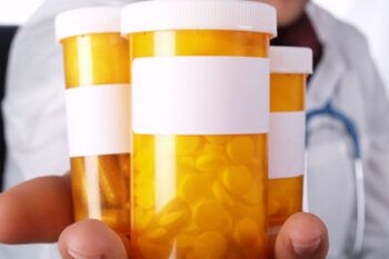 Critican difícil acceso a medicamentos contra el VIH en América Latina