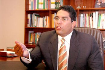 Poder Ejecutivo destituye director de Prisiones