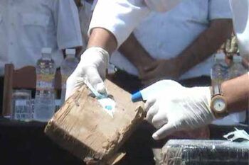Abandonan paquete cocaína frente a cuartel de Sabana Grande de Boyá