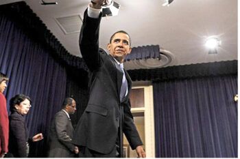 Obama recaudó 45 millones en febrero y acumula 300 millones para reelección