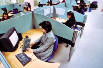 Desconocidos roban equipos del call center del Hipólito