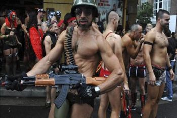 Mardi Gras de Sidney aboga por legalización del matrimonio entre homosexuales