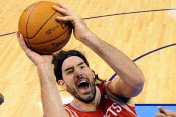 Scola y Barea no evitan sendas derrotas de Rockets y Timberwolves