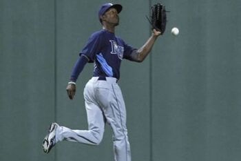 Morgan recibió un golpe en la cabeza y abandonó el campo