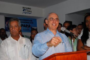 PRD presenta su propuesta a comunidad criollos en el exterior