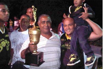 Equipo “El Parquesito” se corona campeón del Torneo de Baloncesto Interbarrial Boruga 2012