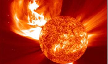 La peor tormenta solar causaría ahora 30.000 millones de dólares en pérdidas