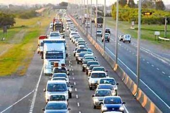 Abren investigación al mercado de importación de vehículos usados en RD