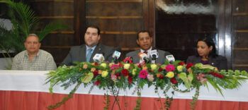 Seis diputados del PRD denuncian plan para matar a Vargas