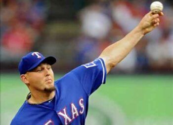 Harrison dominó desde el montículo; Harrison, Murphy y Beltré jonronean