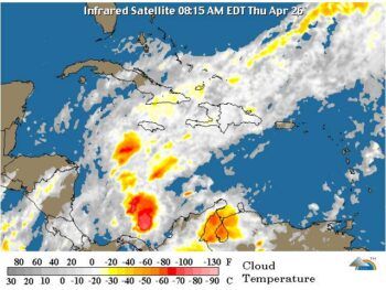 Prevén temperaturas calurosas y chubascos dispersos