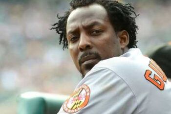 Pelotero Vladimir Guerrero es interrogado en Baní