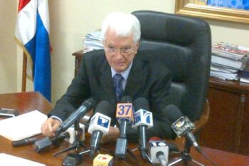 SCJ admite demanda interpuso Hipólito contra Wilton Guerrero