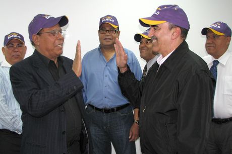 Cantante Aníbal de Peña anuncia su apoyo a Danilo
