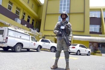 Incrementan seguridad en sede de la JCE