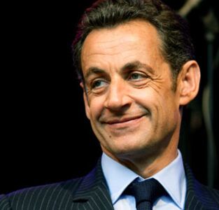 Sarkozy admite la derrota y desea «suerte» a Hollande