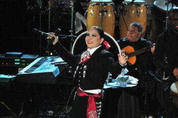 Ana Gabriel revienta anfiteatro de Altos de Chavón